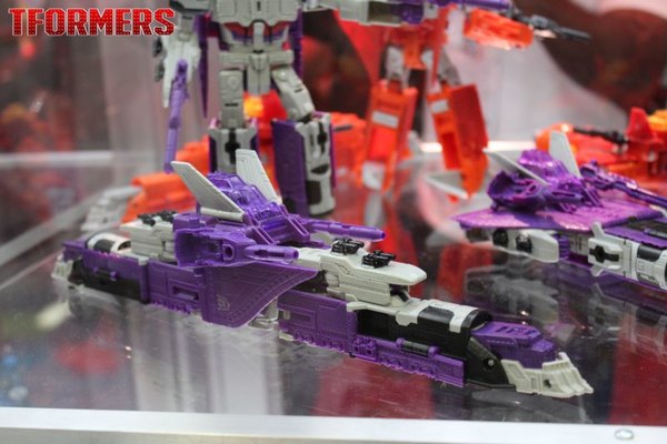 SDCC 2016   Generations Platinum Series And Titans Return Preview Night Display 130 (130 of 157)